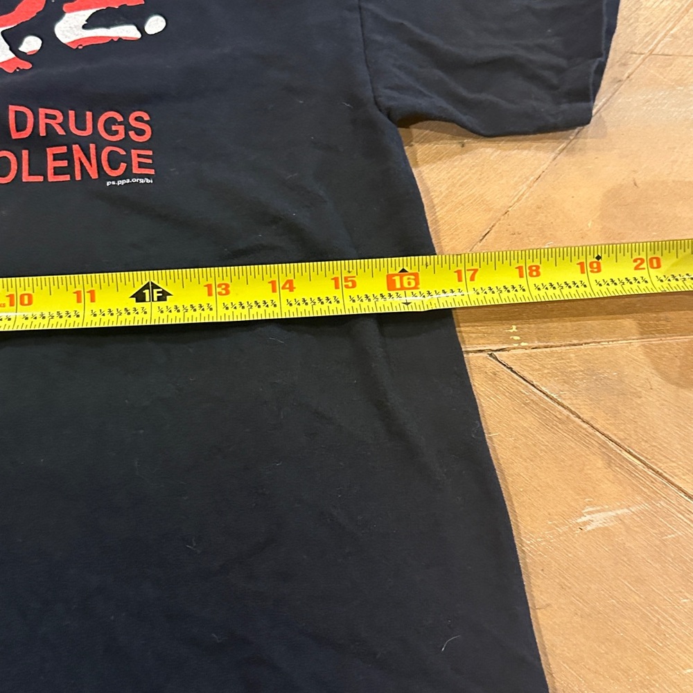 DARE T-Shirt Fruit Of The Loom Men's Small USA Flag Theme - Picture 3 of 7